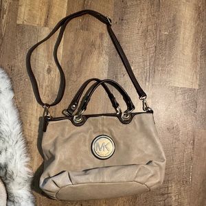 Unbranded purse